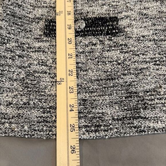 Karl Lagerfeld Tweed Knit Top Black and White Front Pocket Button Detail Large - Picture 10 of 12